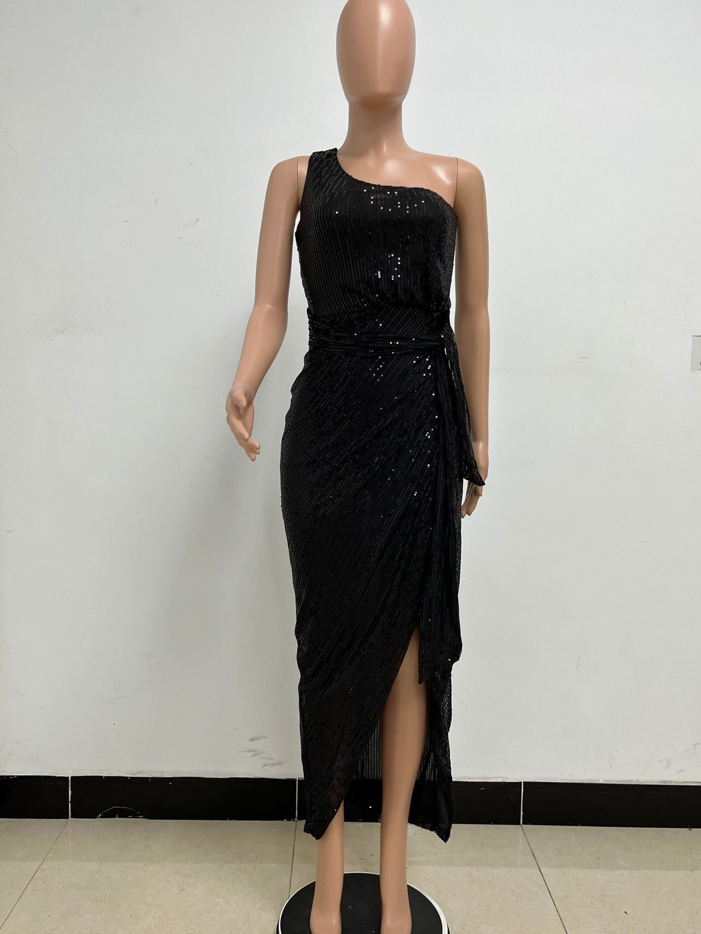 357g Weight Maxi Long Dress Dress Length Type Sleeveless Sleeve Length Sheath Dress Dresses Type Spandex, Polyester Fabric Type High Waist Waist Line Holiday, Daily Occasion Oblique collar Neckline Slim Fit Type Solid Color Pattern Summer Season Women's Gender Elegant, Sexy Style Wholesale Women's Elegant Sexy Solid Color Holiday Daily Oblique Collar Sleeveless Sheath Dress 82