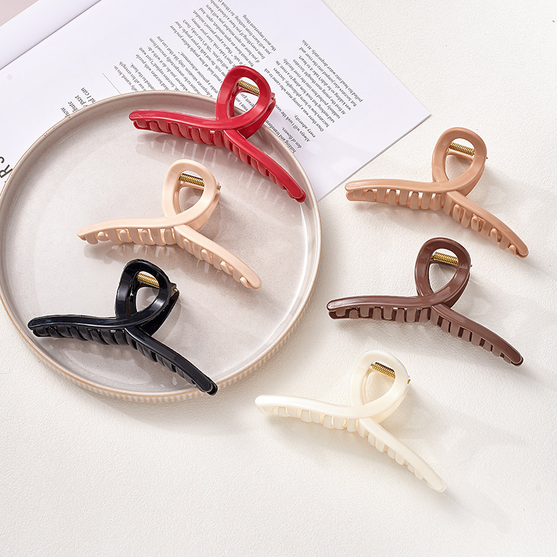 European and American New Style 13cm Large Soft Silicone Shark Clip Simple Elegant Back of the Head High-End Hair Clip Hair Accessories European and American New Style 13cm Large Soft Silicone Shark Clip Simple Elegant Back of the Head High-End Hair Clip Hair Accessories
