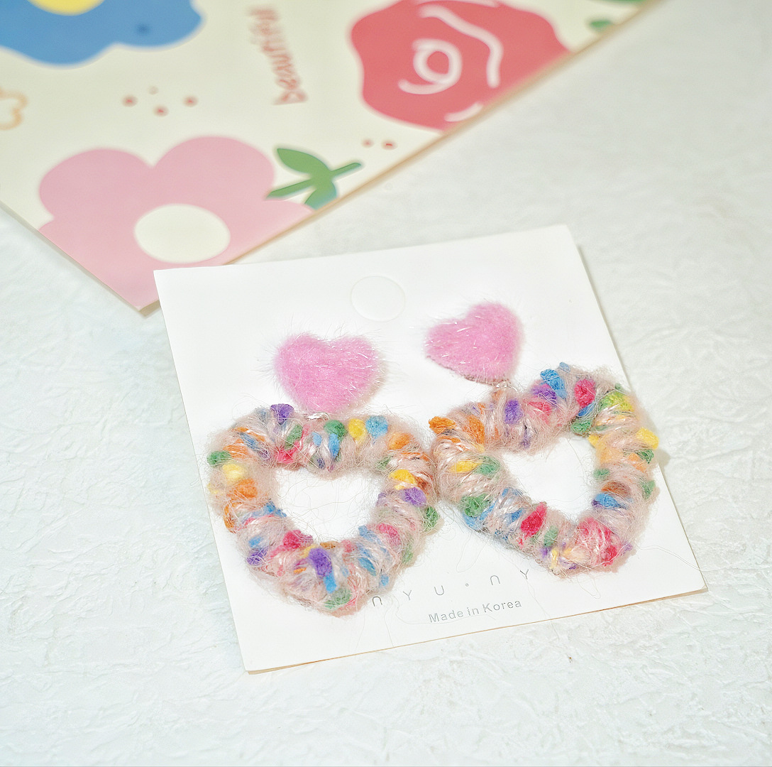 wrapped plush heart earrings new trend sweet and cute earrings temperament versatile heart shaped ear clips_voghion.com