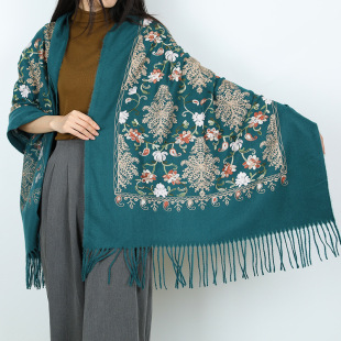 New Embroidered Women's Scarf Travel Wear Tassel Ethnic Flower Outer Wear Shawl Windproof Warm Scarf Wholesale
