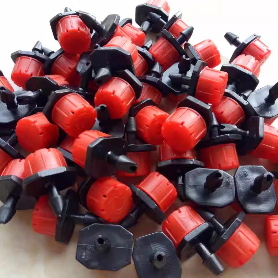 Caperucita Roja accesorios de riego por goteo de ocho agujeros de flujo ajustable de árboles frutales plántulas riego por aspersión riego agrícola por goteo