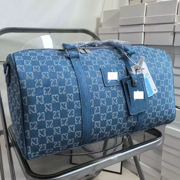 Cross-Border Trendy Brand Men's and Women's Fashion Sports Fitness Bags Simple and Stylish Storage Bags Lightweight Large Capacity Travel Bags Wholesale