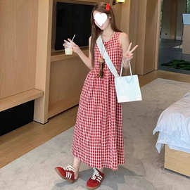小个子海边度假风浅春夏季红色格子无袖连衣裙女装背心吊带长裙子
