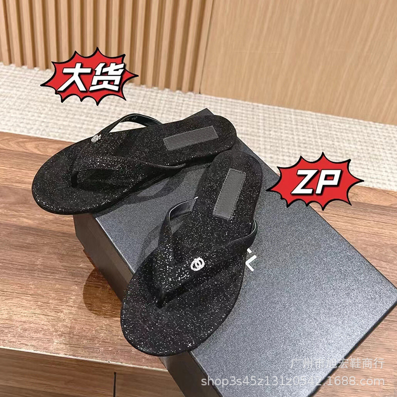 Tweed Style Flip-Flops Sandals for Women's Outer Wear 2025 Summer New Velvet Rhinestone Sandals Flats Beach Shoes