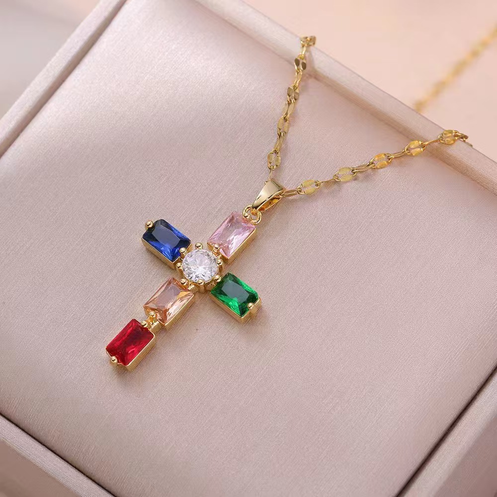 Wholesale Jewelry Shiny Cross Titanium Steel Zircon Inlay Pendant Necklace Cable Chain display picture 8