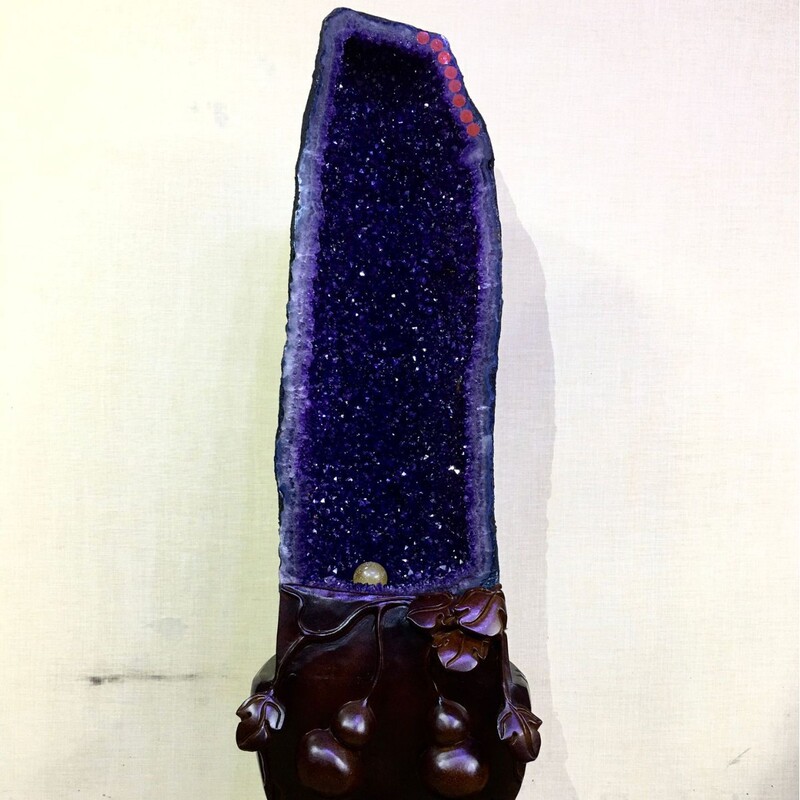 Brazilian crystal cave natural crystal amethyst cave ornament, amethyst cave treasure bowl for home, living room, and company decoration Brazilian crystal cave natural crystal amethyst cave ornament, amethyst cave treasure bowl for home, living room, and company decoration