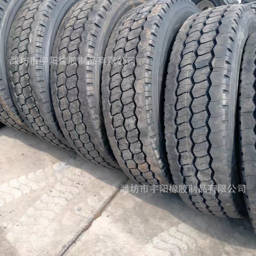 载重卡车轮胎 315/80R22.5 运输车真空轮胎