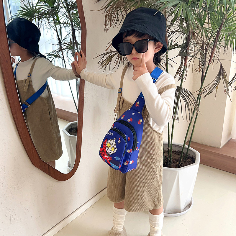 New children's chest bags with trendy and cool prints, single-shoulder bags, perfect for boys' casual outings, and wholesale crossbody bags undefined
