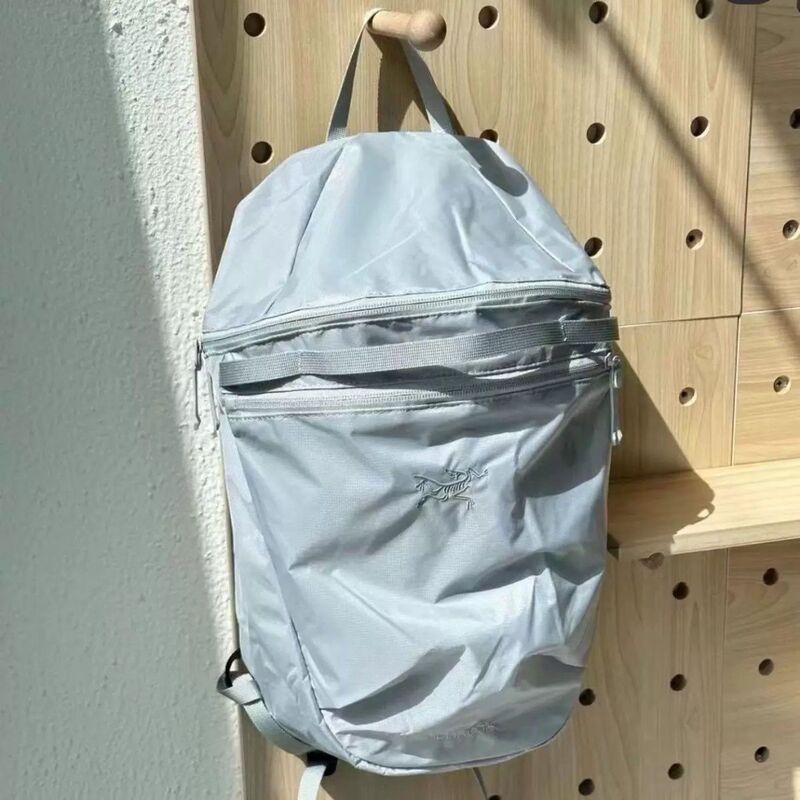 新品15L軽量ユニバーサルアウトドアトレッキングリュック防水大容量リュックサック登山バッグ男女カジュアル|undefined