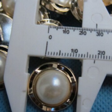 钮扣时装纽扣珍珠电镀高脚钮扣装饰扣时尚女装扣百搭优雅