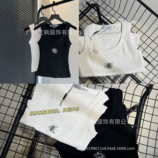 26����C��jennieͬ���@�����ô���̿��N���̽���ĸŮ��ͨ�ڱ���