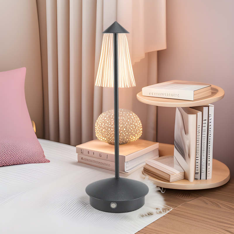 Lámpara De Seta transfronteriza simple creativa LED Spire lámpara de mesa interior al aire libre restaurante bar Lámpara decorativa lámpara de mesa recargable