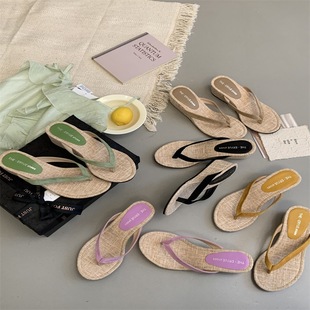 French-Style Niche Thick-Soled Mules for Women, Summer 2025, Flip-Flops for Vacation Beach, Height-Increasing Sandals