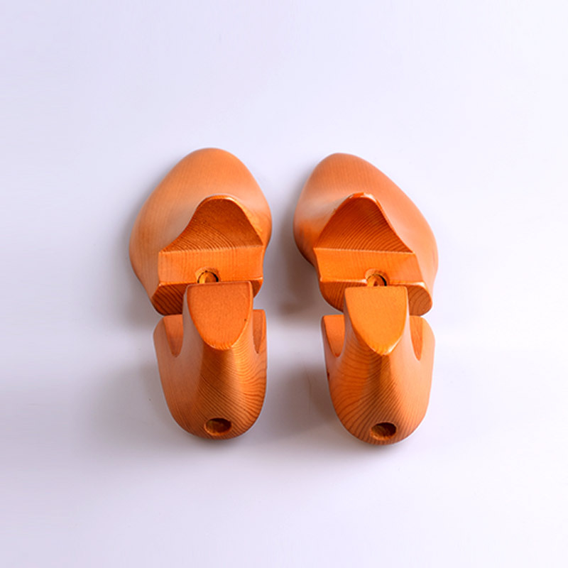 Zapatos de madera de pino de Nueva Zelanda soporte de zapatos extensor retráctil para zapatos de cuero para moldear y moldear