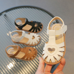 Children's sandals 2023 summer new heart-shaped girls' Roman princess shoes, fashionable and breathable, summer sandals for girls, cross-border
