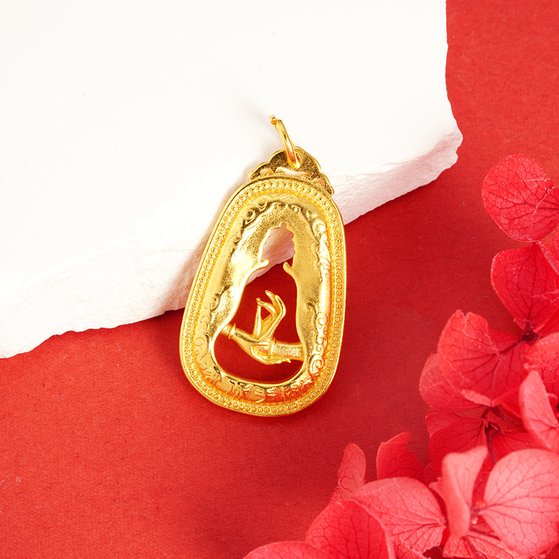 Arena antigua de oro estilo nacional bendición mano Guanyin Collar chapado en oro de los hombres y las mujeres de estilo antiguo de la joyería de oro de imitación colgante todo partido vivo caliente