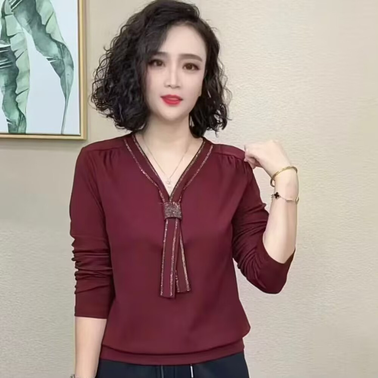 一件代发直播爆款2025春秋季新款妈妈装V领长袖T恤女上衣打底小衫|undefined