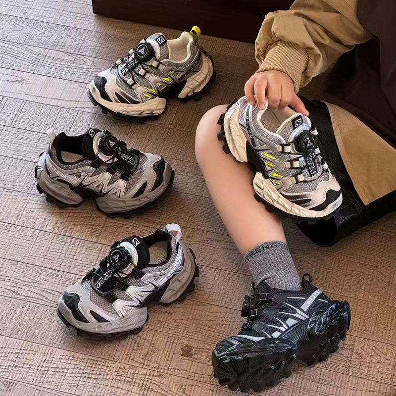 2026 Spring New Button Children's Sports Shoes Boys' Trendy Shoes Outdoor Running Shoes Fashionable Girls' Dad Shoes