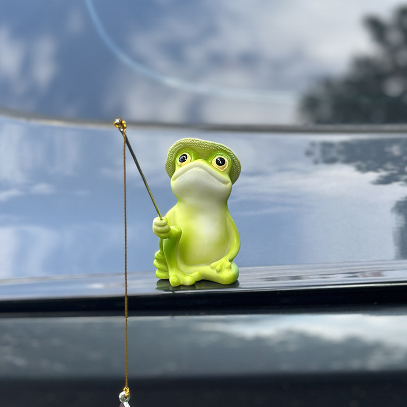 車載かわいいカジュアルな座り姿勢のカエル傘を支えるカエル釣りクリエイティブ人形車のテールセンターコンソール装飾品|undefined