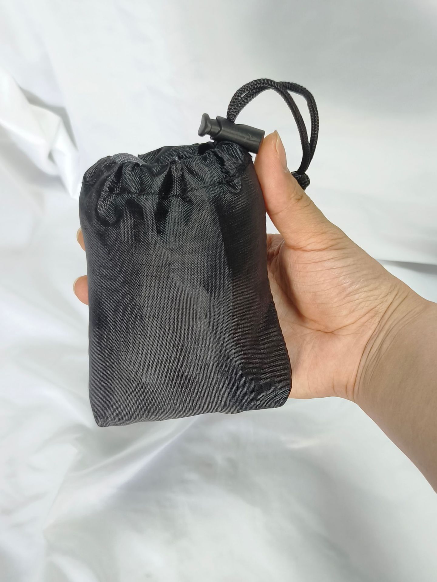 Small storage bag [needs to be purchased separately]