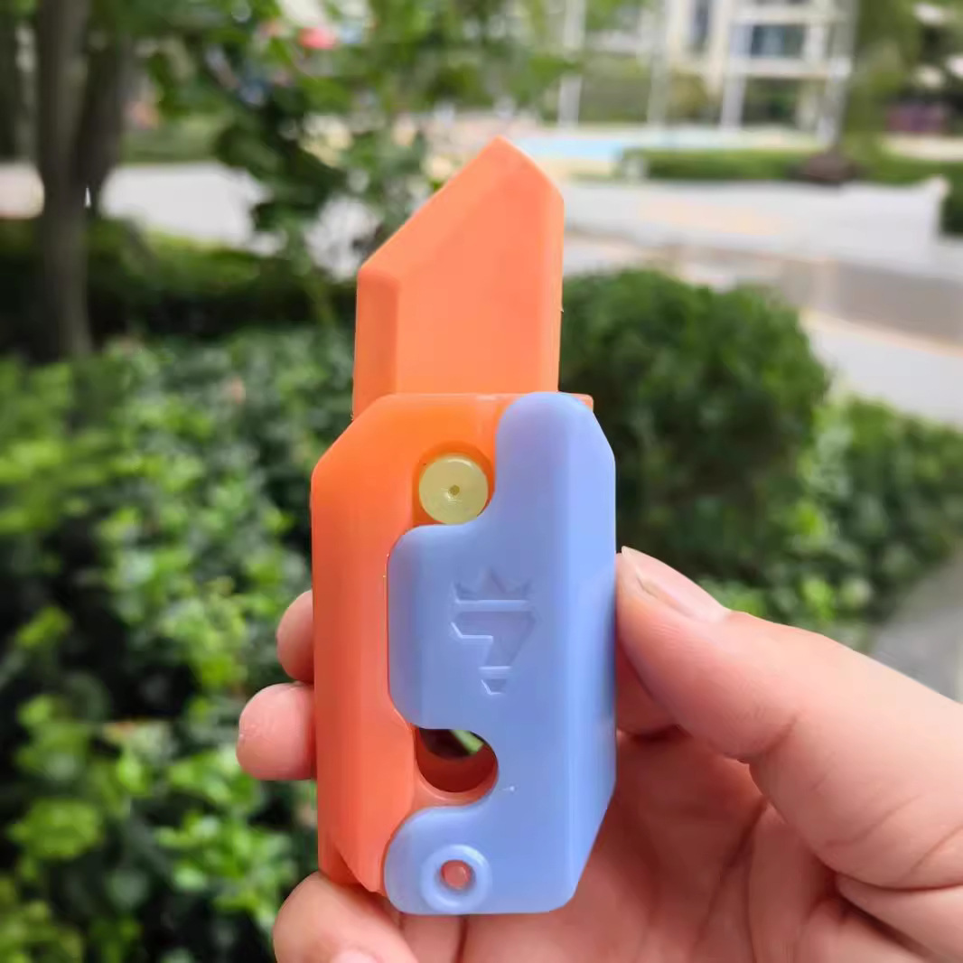 cuchillo de rábanos borradores descompresión juguete estudiantil cuchillo de rábanos de gravedad