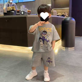 男童夏季薄款卡通T恤短裤两件套2025新款中小童帅气男孩运动套装