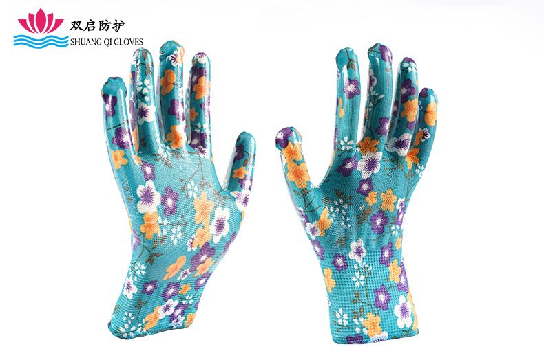 작은 녹색 꽃-폭발