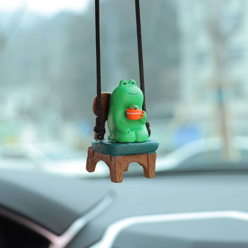 Cartoon frog sitting sofa cross-border car decoration interior pendant pendant car pendant decoration