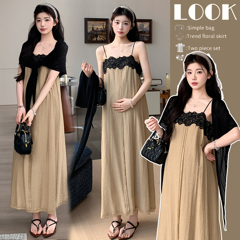 2026 French-Style Pure Desire Lace Patchwork Slip Dress with a Designer Cape Coat for Pregnant Women 2026 French-Style Pure Desire Lace Patchwork Slip Dress with a Designer Cape Coat for Pregnant Women