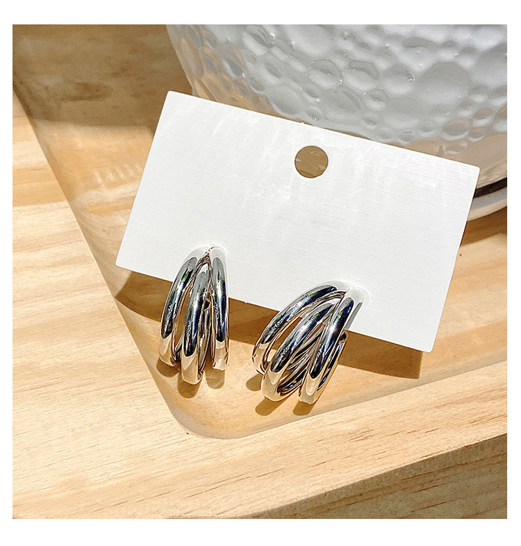 1 Pair Fashion C Shape Plating Metal Ear Studs display picture 4