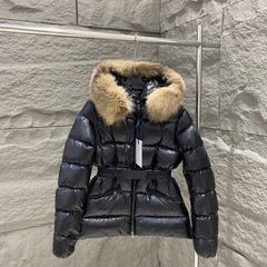 毒家现货正确版本M家女士新款爆款狐狸毛领羽绒服外套八个配色全