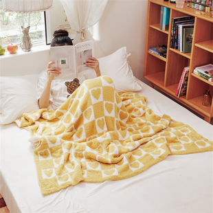 Super Hot Love Retro Big Chessboard Grid половина бархатного вязаного вязания слух одеяло одеяло одеяло с персиковым сердцем