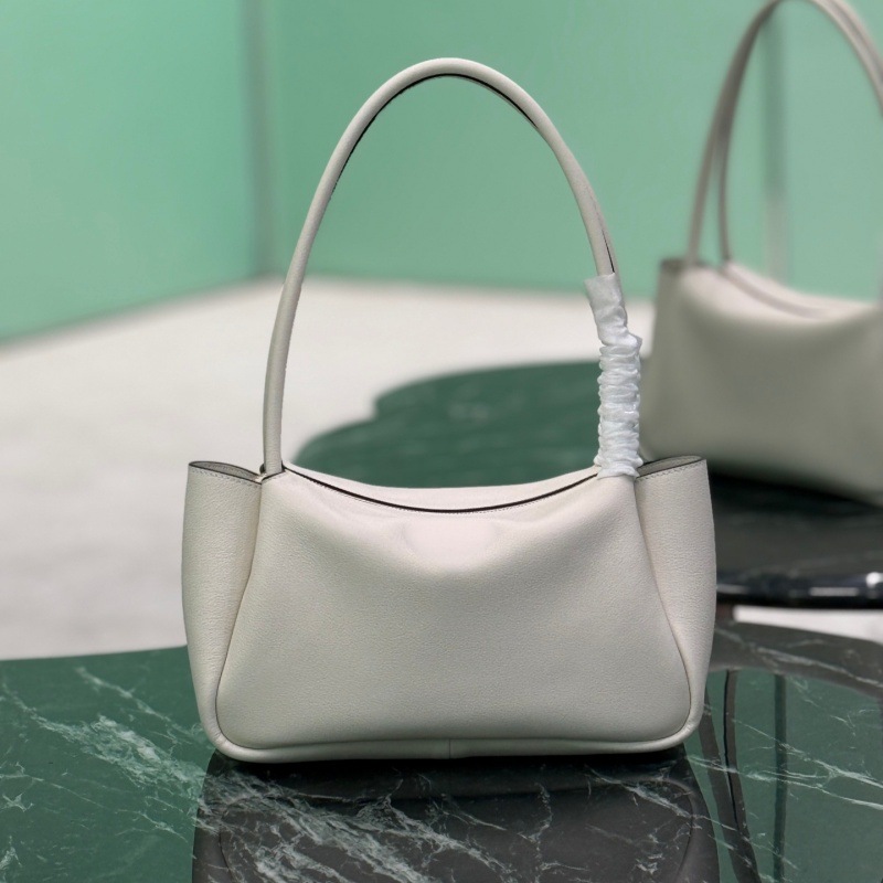 (Guangzhou Cross-Border Original Leather) P brand hobo new tote b