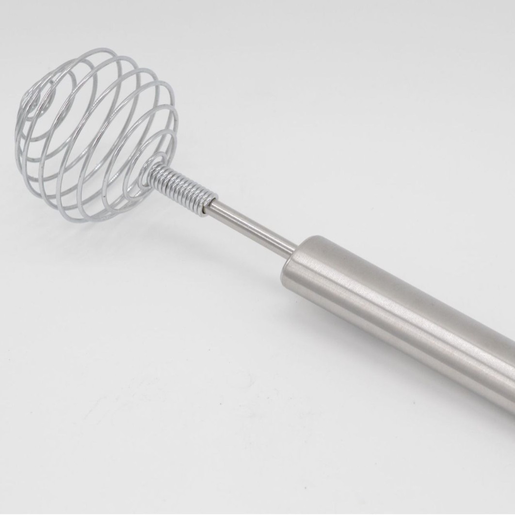 Batidor de varillas de acero inoxidable con mango de madera_voghion.com