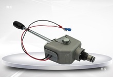 ����12V������늄ӶѸ�܇��܇늙C�R�_Һ��վ����Ԕ��