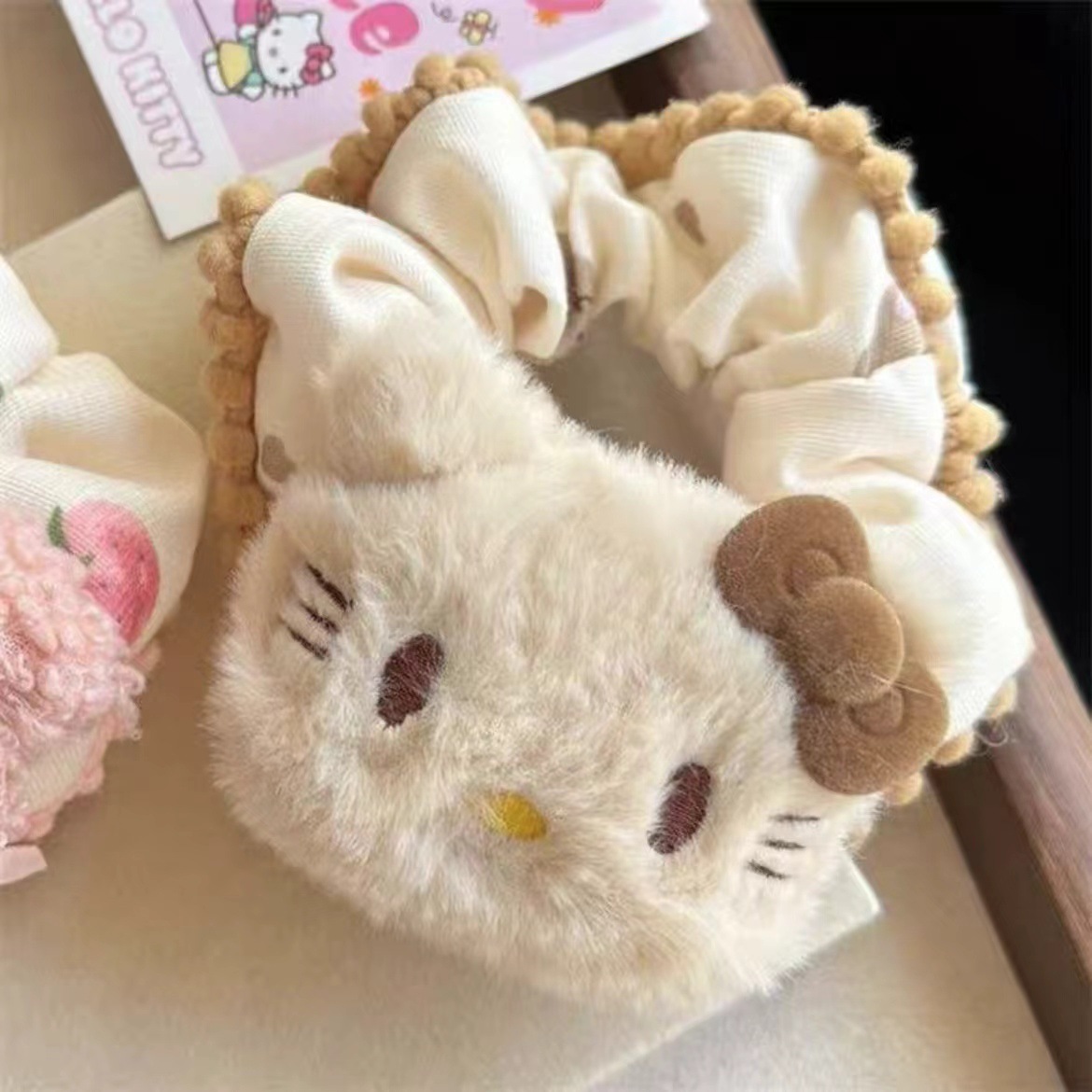 브라운 KT 고양이 머리끈