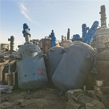 二手不锈钢反应釜 化工多功能反应罐 电加热内外盘罐反应设备