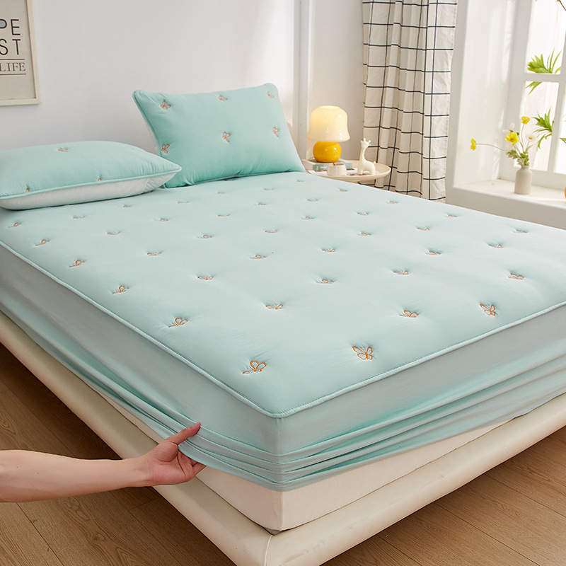 2024 nuevo estilo Clase A algodón lavado bordado sábana funda de cama acolchada funda de colchón para el hogar ropa de cama al por mayor