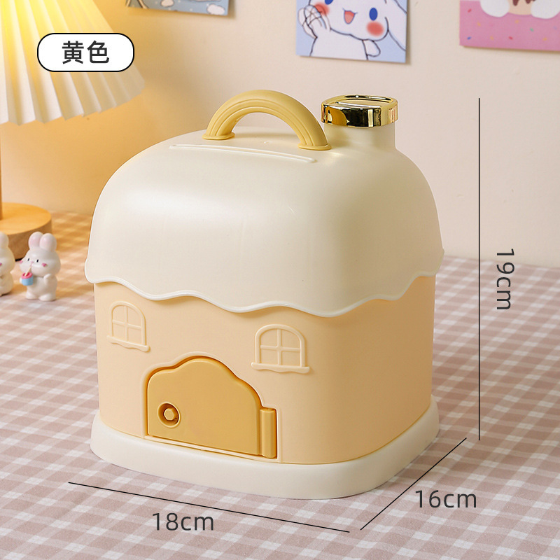 La Caja de ahorros es una pequeña y encantadora chica de dibujos animados, la Caja de ahorros es de plástico, la Caja de mano de la cabaña de año nuevo 2023