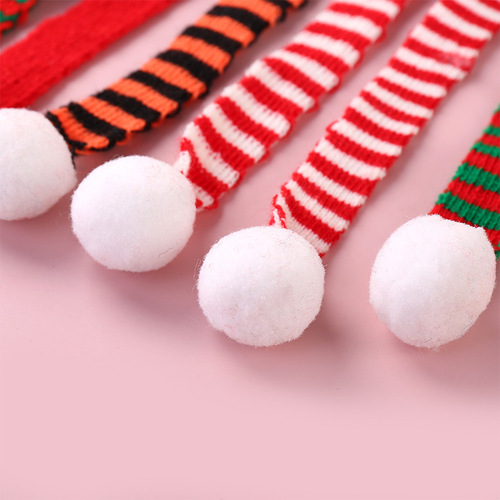 Cross-border knitting yarn mini scarf Christmas pet toy small neckerchief plush teddy bear decorative accessories wholesale