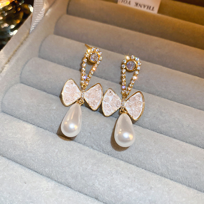 1 Pair Sweet Flower Artificial Crystal Ear Studs display picture 15