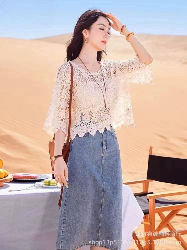 Hollow lace women's short top, French square collar, lightweight sunscreen shirt, one size