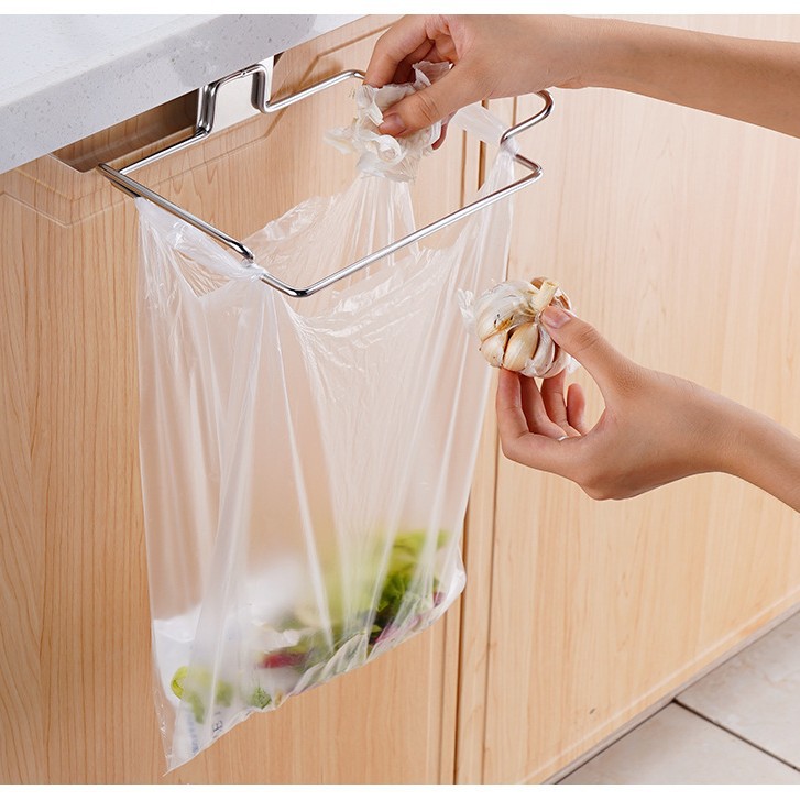 Transfronterizo multi-funcional estante de cocina de acero inoxidable bolsa de basura soporte de almacenamiento rack puerta del gabinete colgando estante de la basura