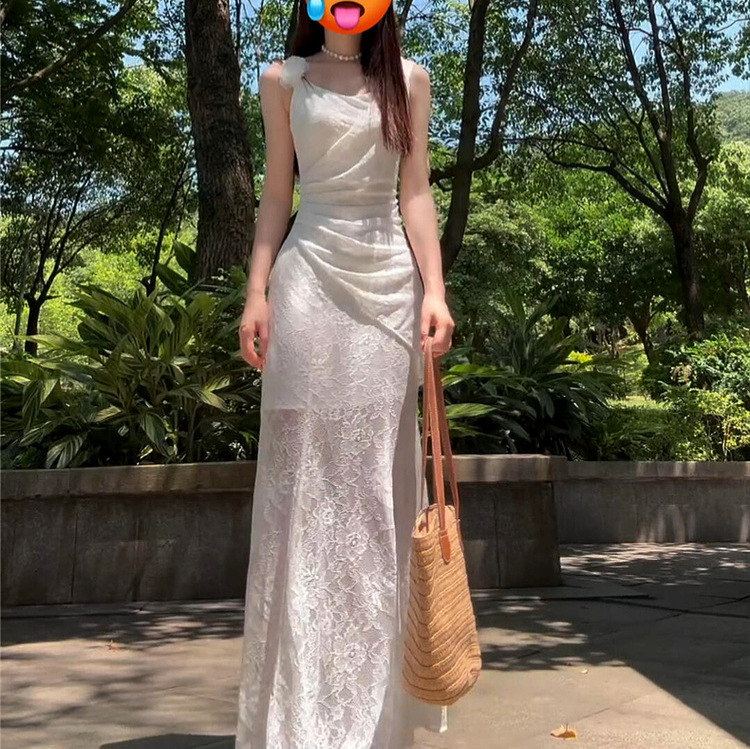 French Style White Lace Suspender Dress for Women Summer 2025 New Slim Fit Hip-Hugging Long Skirt