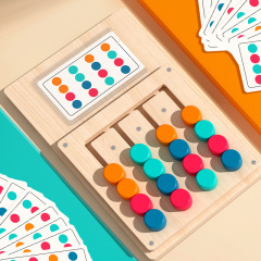 子供の木の益智の4色は位置を歩いてゲームをして思惟の能力を鍛えます。