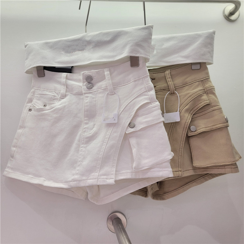 Pantalón Corto de Mezclilla con Botones Irregulares de Mezclilla y Poliéster para Verano