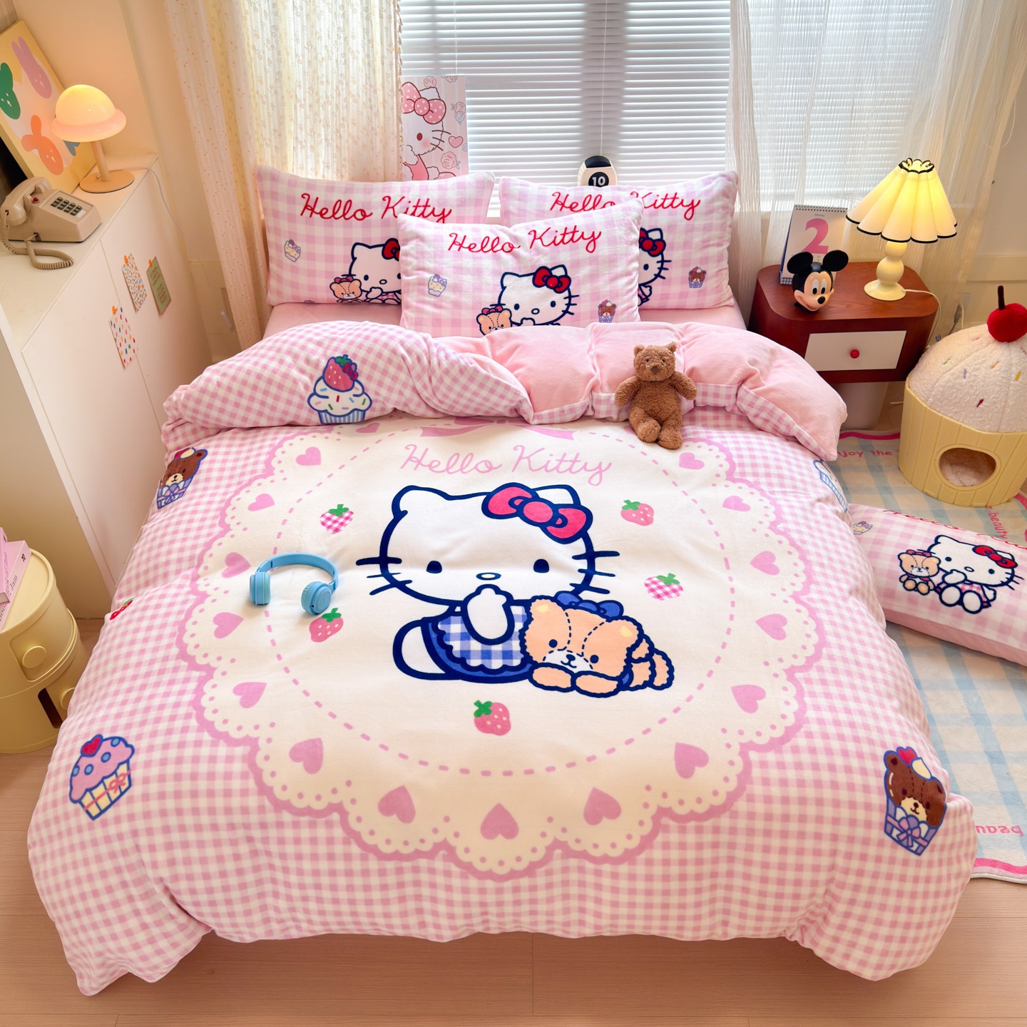 Sanrio Large Version Cartoon Four-Piece Digital Printed Milk Velvet Bedding Student Dormitory Bunk Bed Set