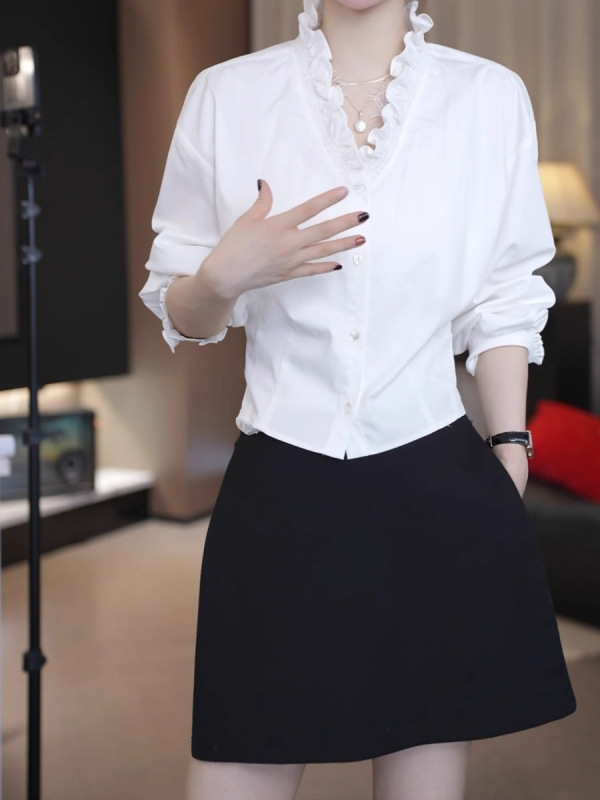 法式复古木耳边V领长袖衬衫女2025秋季新款设计感修身显瘦上衣潮|undefined