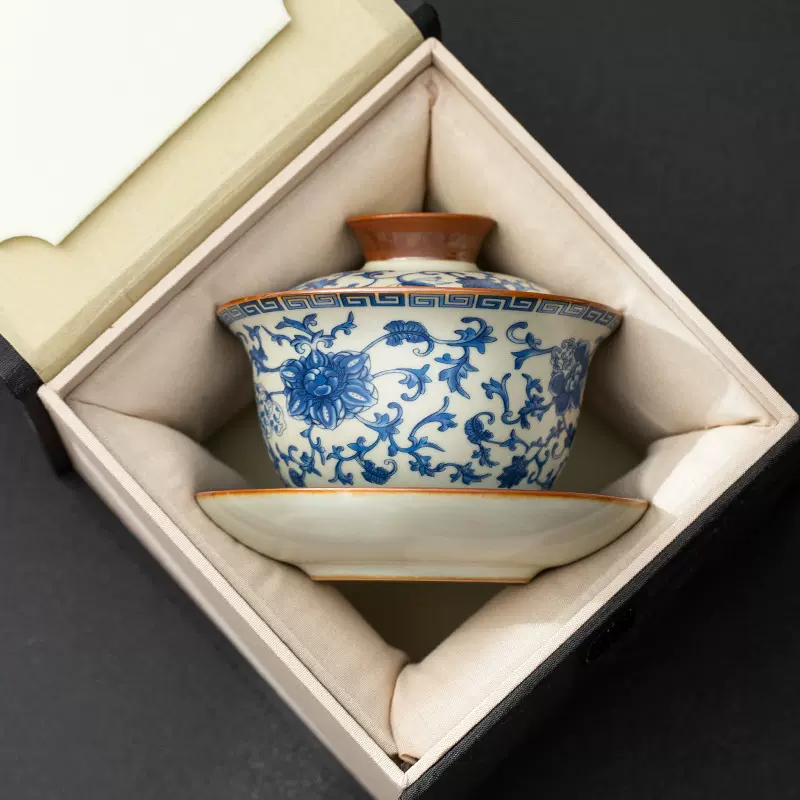 青花缠枝三才盖碗米黄汝窑高档悬停盖碗家用不烫手开片泡茶器茶杯