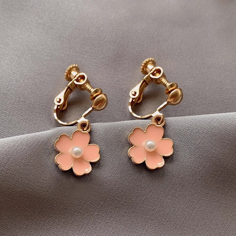 43# pink cherry blossom ear clip